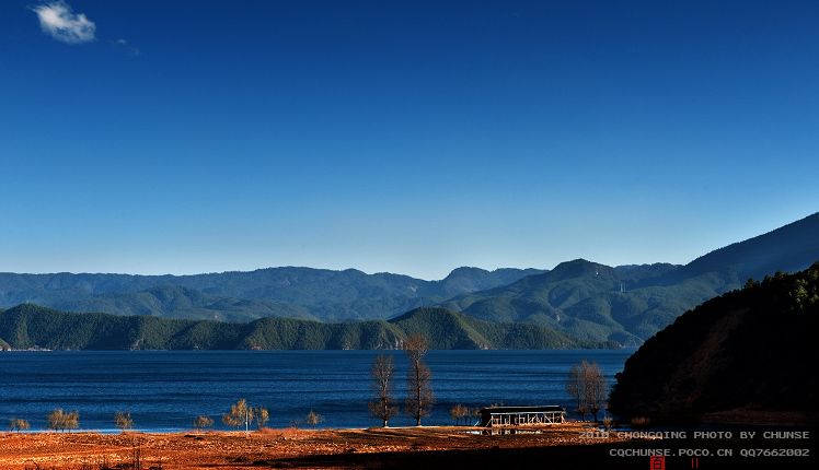 纯色着迷风光类摄影-湖畔寻梦--百衲本